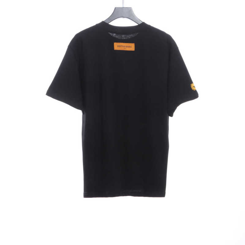  Louis Vuitton LOGO printed T-Shirts 2