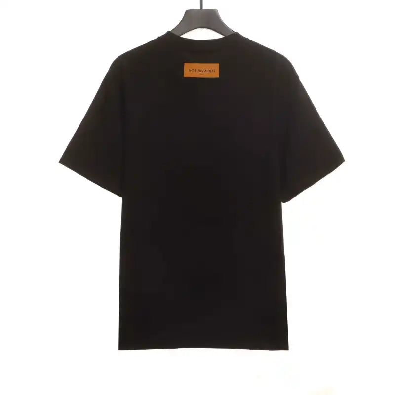  Louis Vuitton matte LOGO T-Shirts 1
