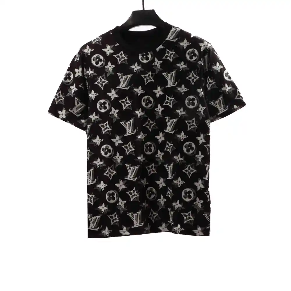  Louis Vuitton monogram full print double shadow T-Shirts black