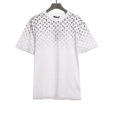  Louis Vuitton monogram full print gradient LOGO T-Shirts white 01