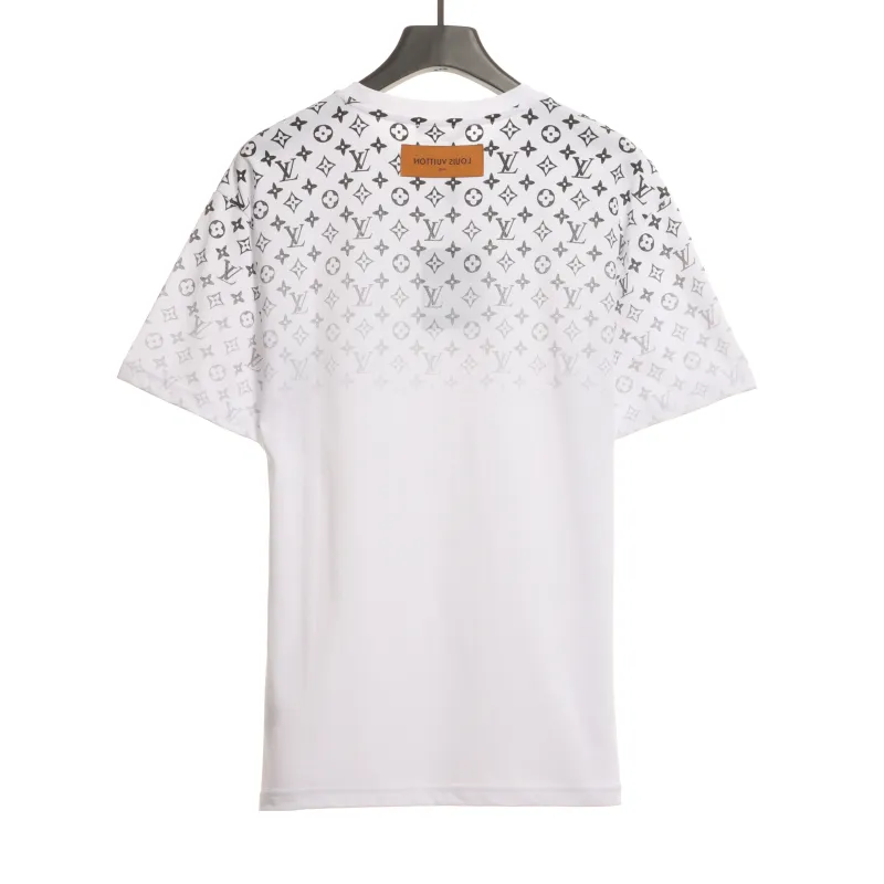  Louis Vuitton monogram full print gradient LOGO T-Shirts white