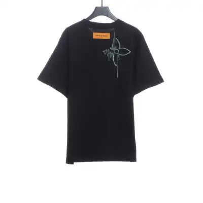  Louis Vuitton pattern embroidered round neck T-Shirts 02