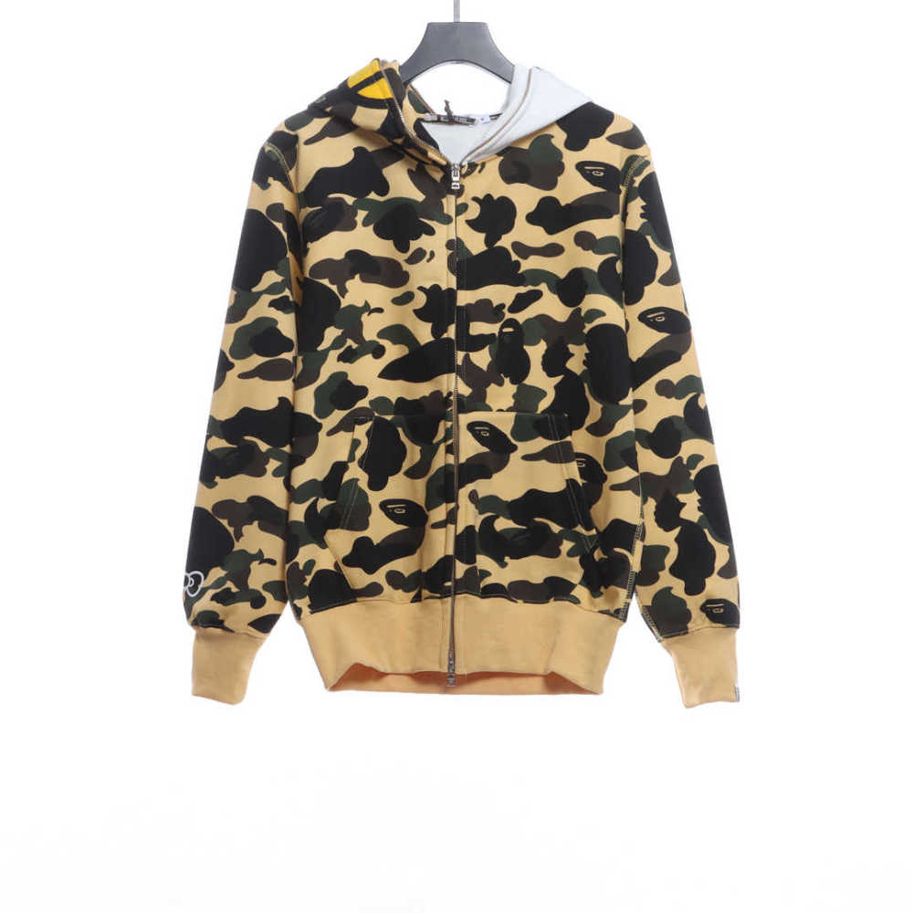 BAPE co-branded hell kitty camouflage zipper hoodie yellow