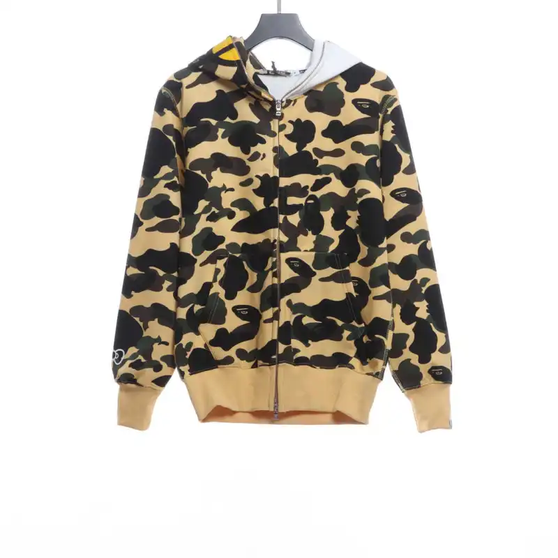 BAPE co-branded hell kitty camouflage zipper hoodie yellow