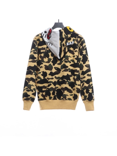 BAPE co-branded hell kitty camouflage zipper hoodie yellow 02
