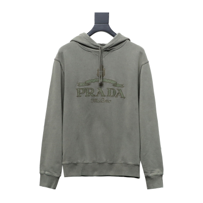  Prada 24Fw medal letter patch hoodie 01