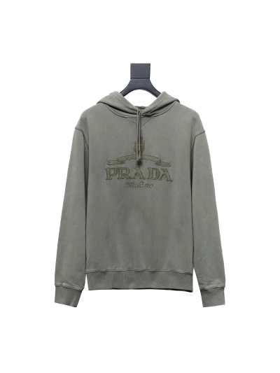 Prada 24Fw medal letter patch hoodie 01