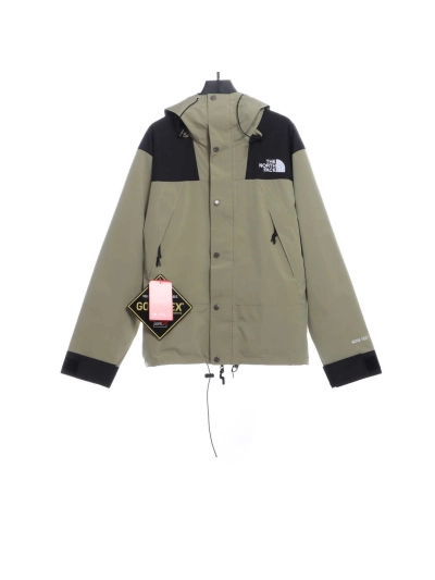 The North Face 90 basic Windbreaker Jacket 01