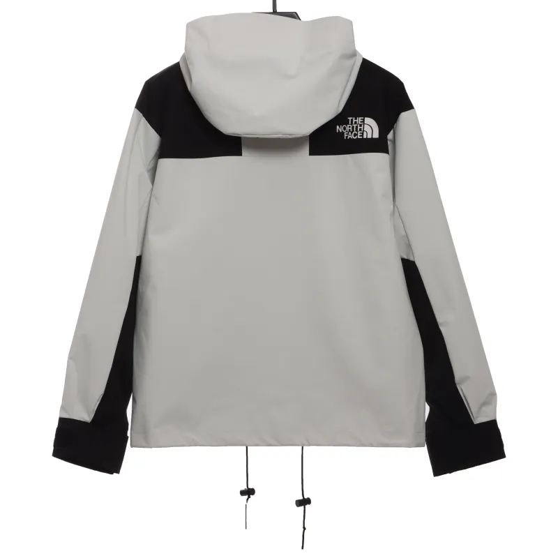 The North Face classic 1986 Windbreaker Jacket 1902