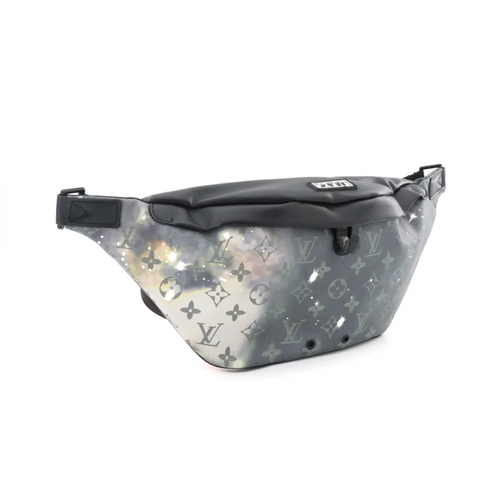 l**is V*t*n discovery starry waist bag