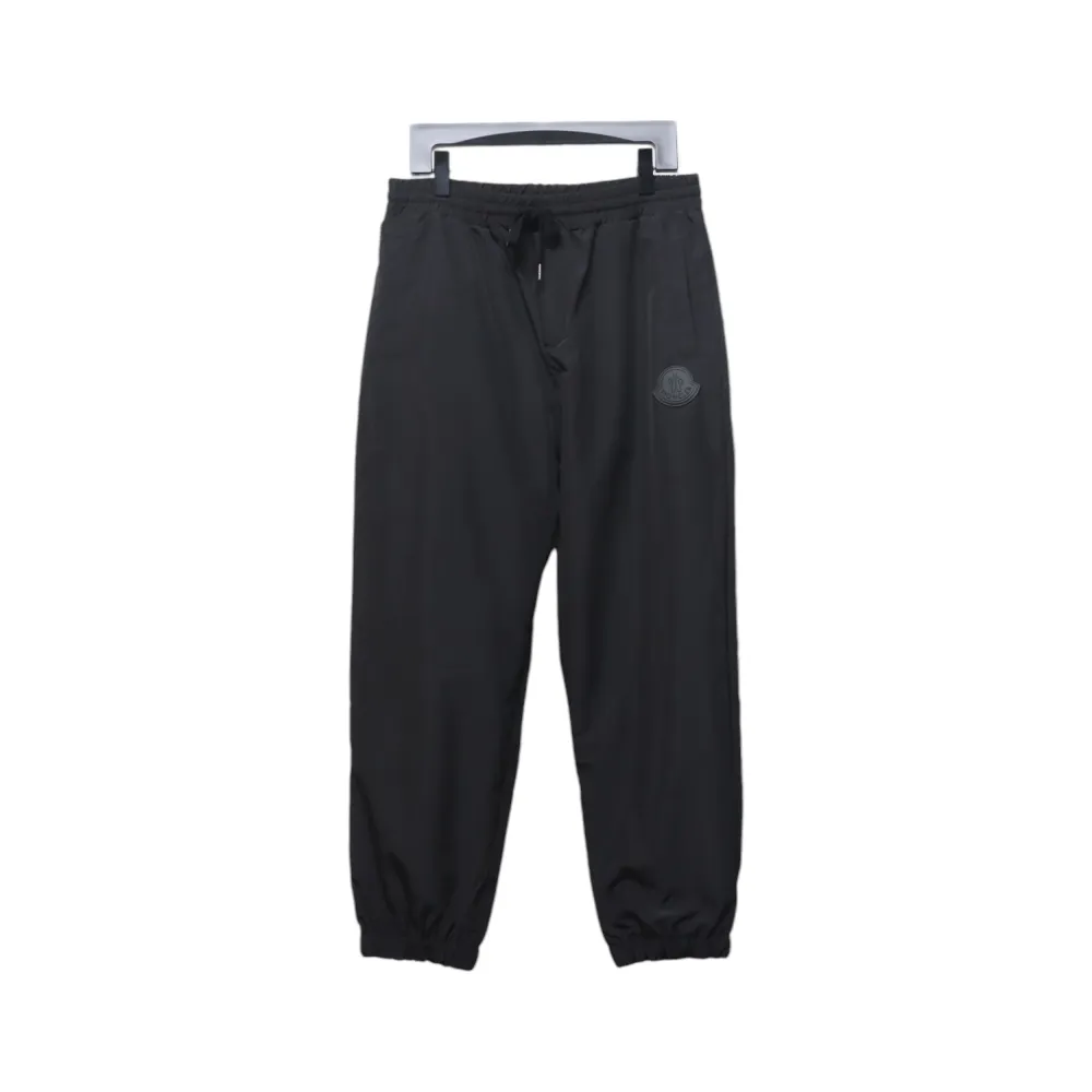 Moncler 22Fw silicone logo nylon woven cuffed trousers Pants