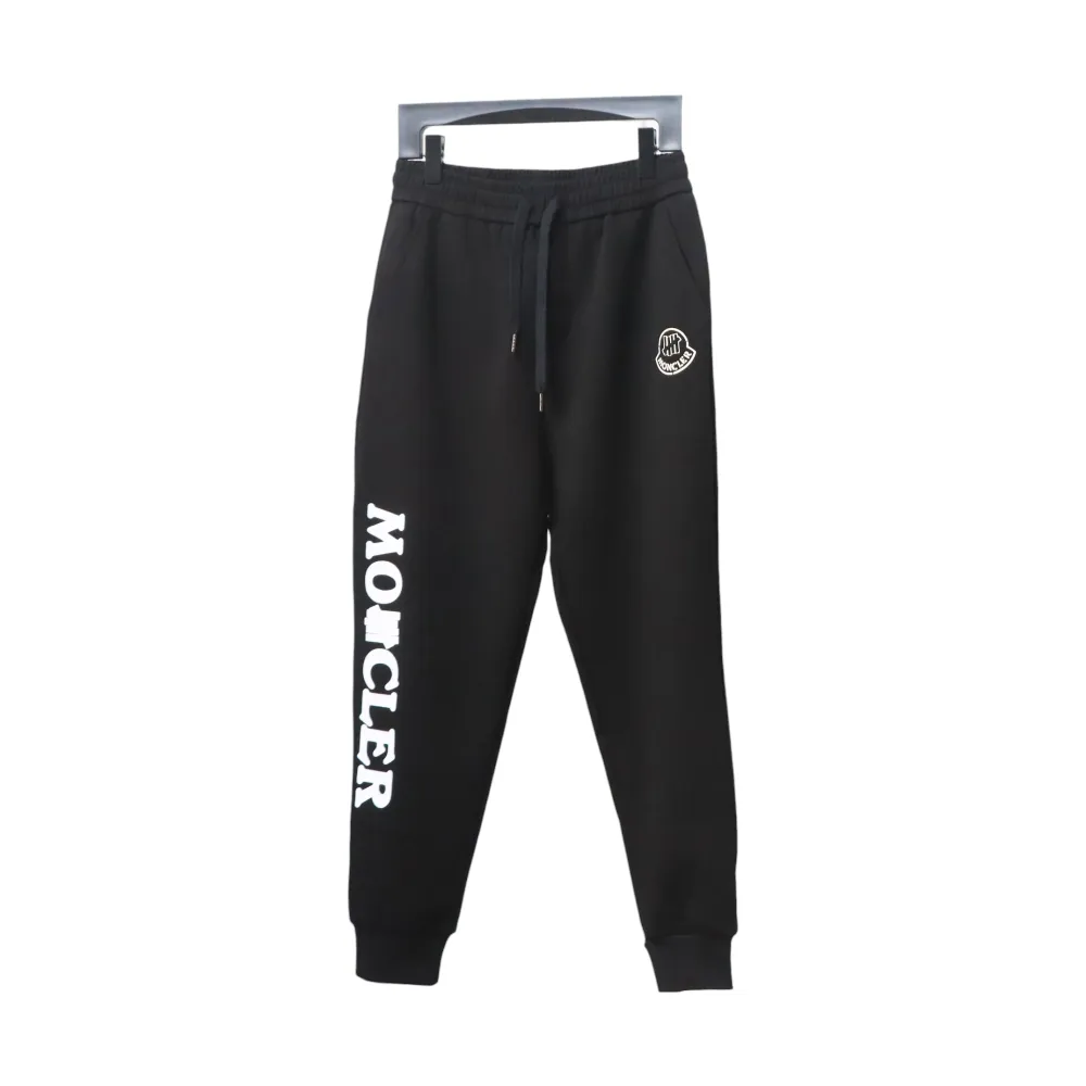  Moncler 24Fw pocket logo logo letter print trousers 1901 Pants