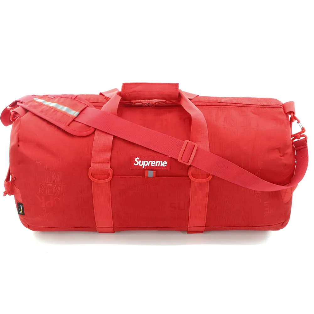 S*p*e obscure full logo travel gym bag red