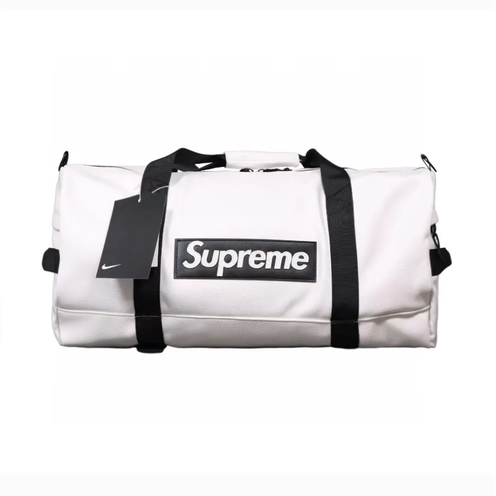 S*p*e x nk joint leather bucket bag white