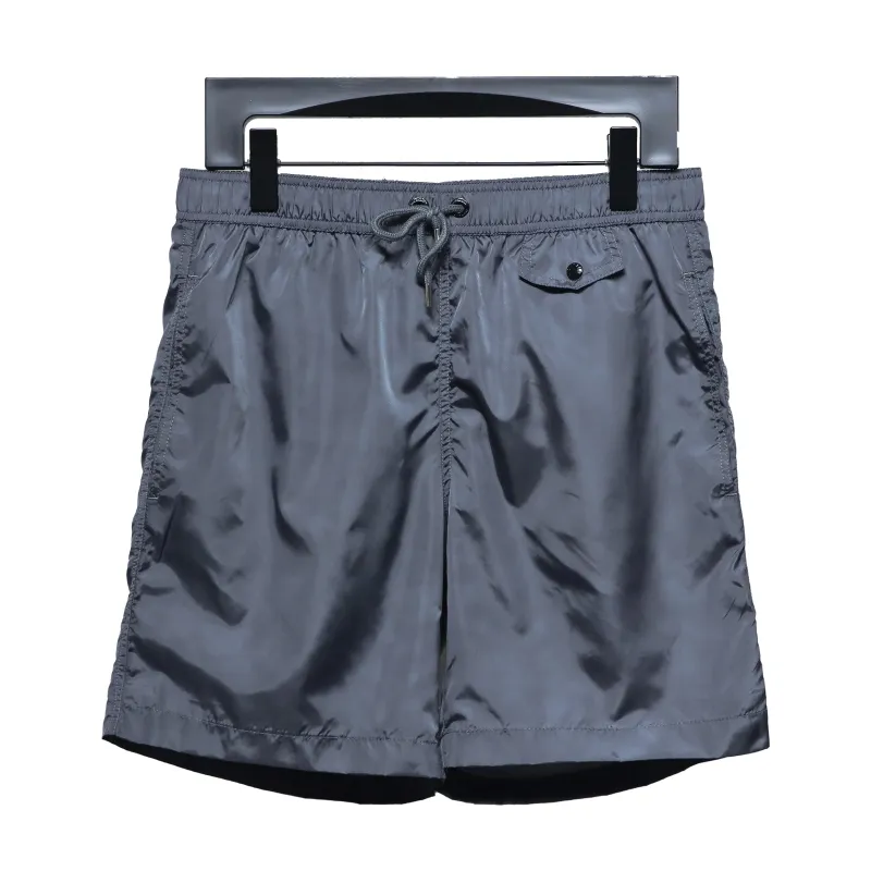 Moncler classic pocket logo woven Short Pants 1902