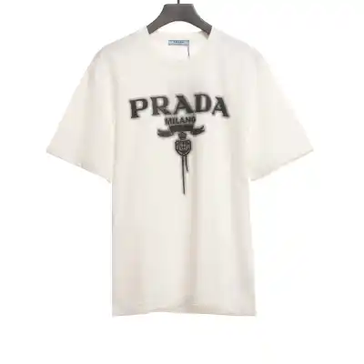  Prada chest letter pattern short sleeve 1901 T-Shirts 01