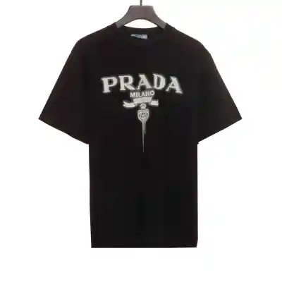  Prada chest letter pattern short sleeve 1902 T-Shirts 01