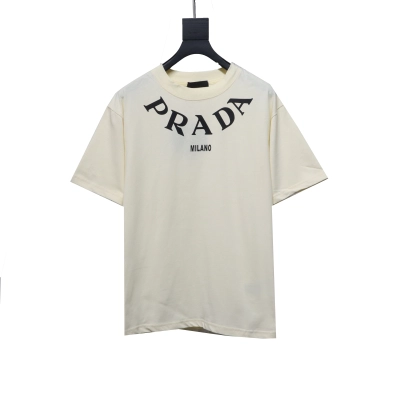  Prada collar necklace large letter short-sleeved T-shirt 1902 T-Shirts 01