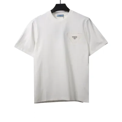  Prada triangle overlapping leather label short sleeve T-Shirts 01