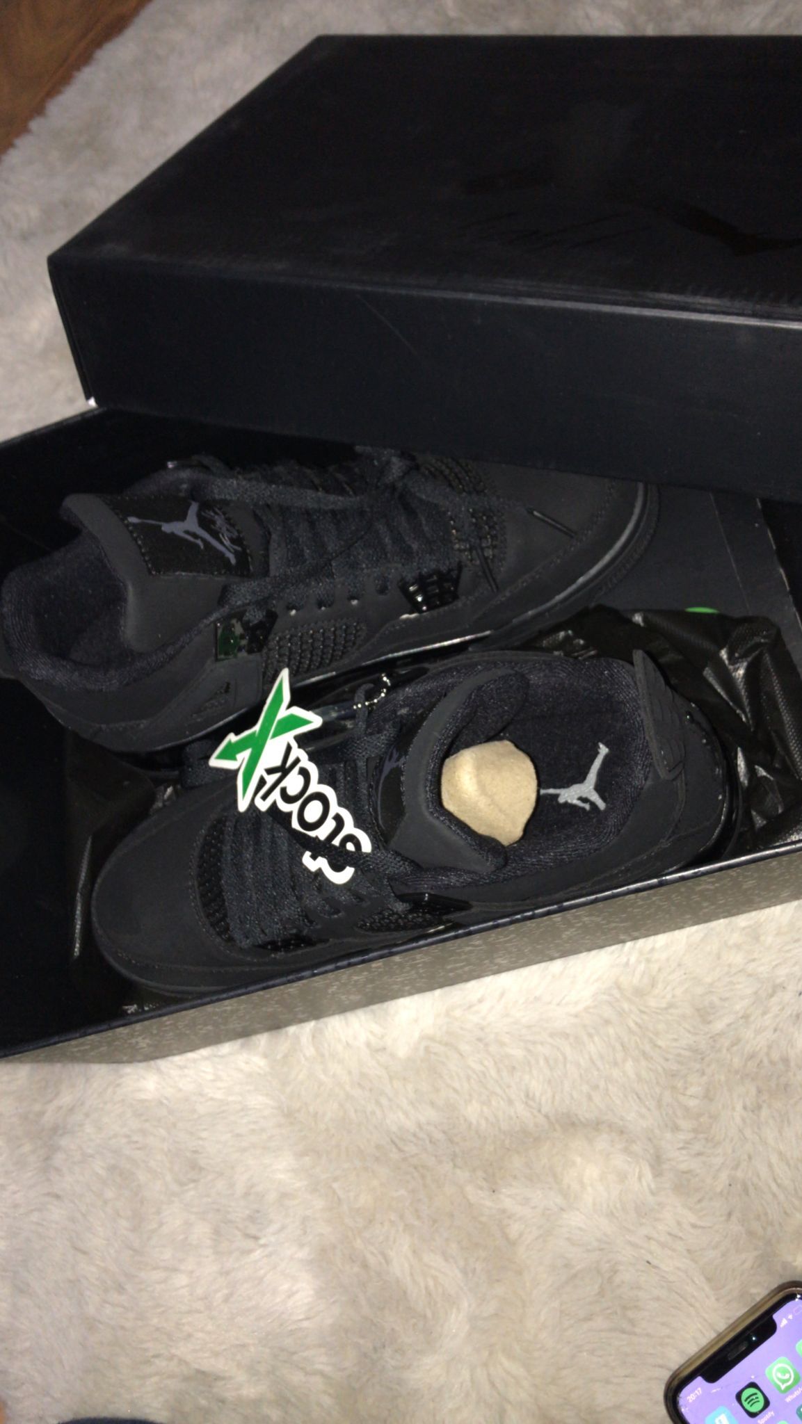 OG Jordan 4 Retro Black Cat , CU1110-010 review Screenshot of uabat reviews from guest Whatsapp 01