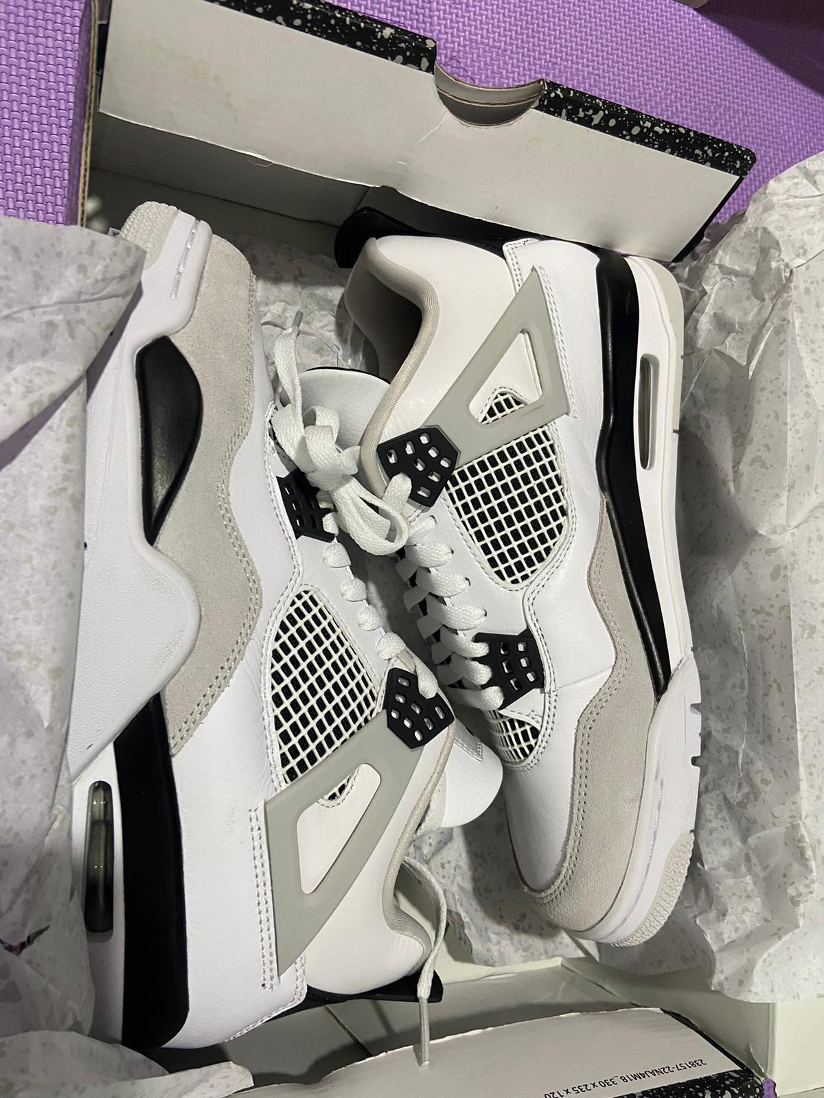 OG Jordan 4 Retro Military Black, DH6927-111 review uabat reviews 01