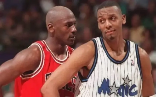 uabat review | Jordan's only time in an NBA game with other stars' sneakers