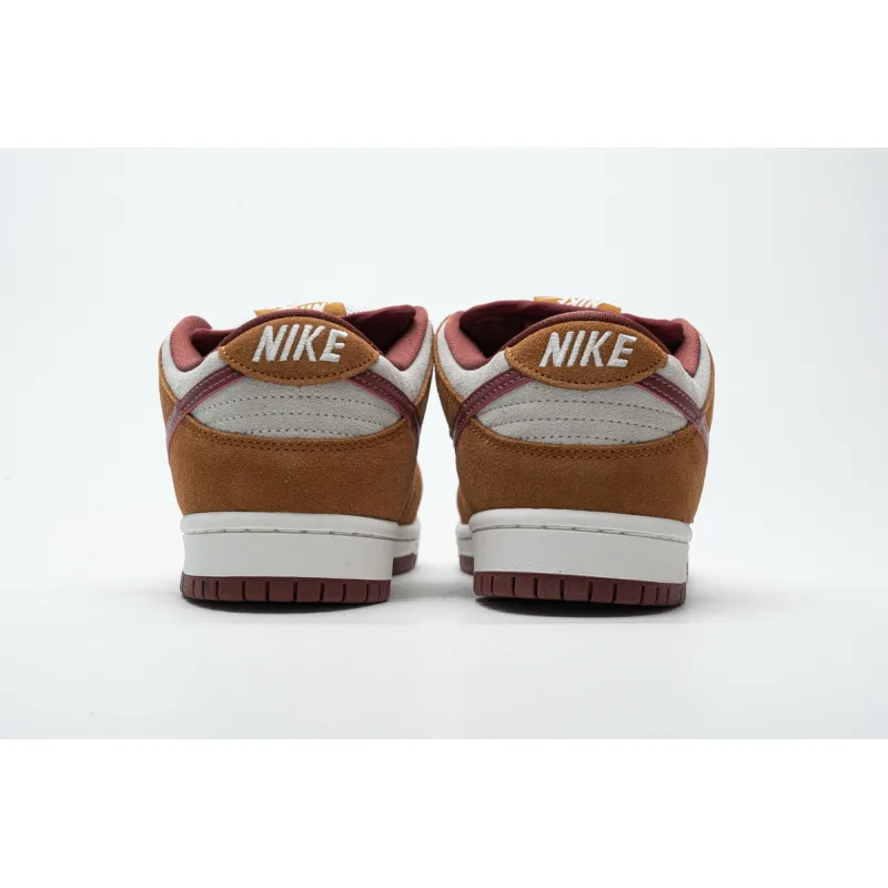 GET SB Dunk Low Pro Dark Russet Cedards,BQ6817-202