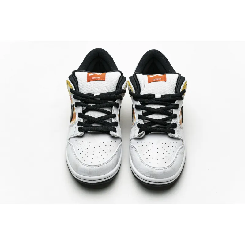 GET SB Dunk Low Raygun Tie-Dye White, BQ6832-101