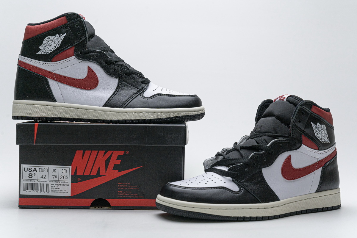  GET Jordan 1 Retro High Black Gym Red,555088-061