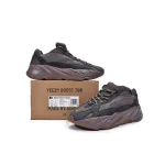 GET Yeezy Boost 700 V2 Mauve,GZ0724