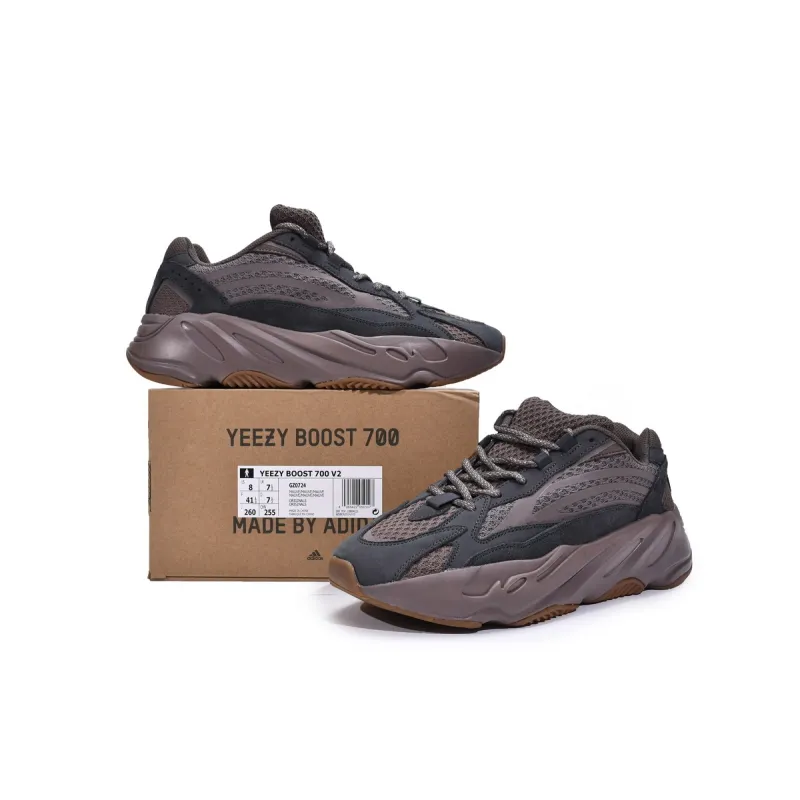 GET Yeezy Boost 700 V2 Mauve,GZ0724