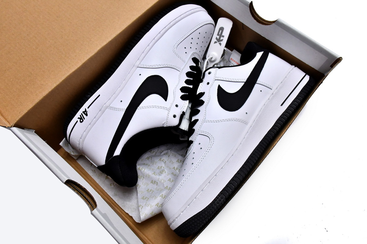  GET Air Force 1 Low '07 White Black (2022), DH7561-102