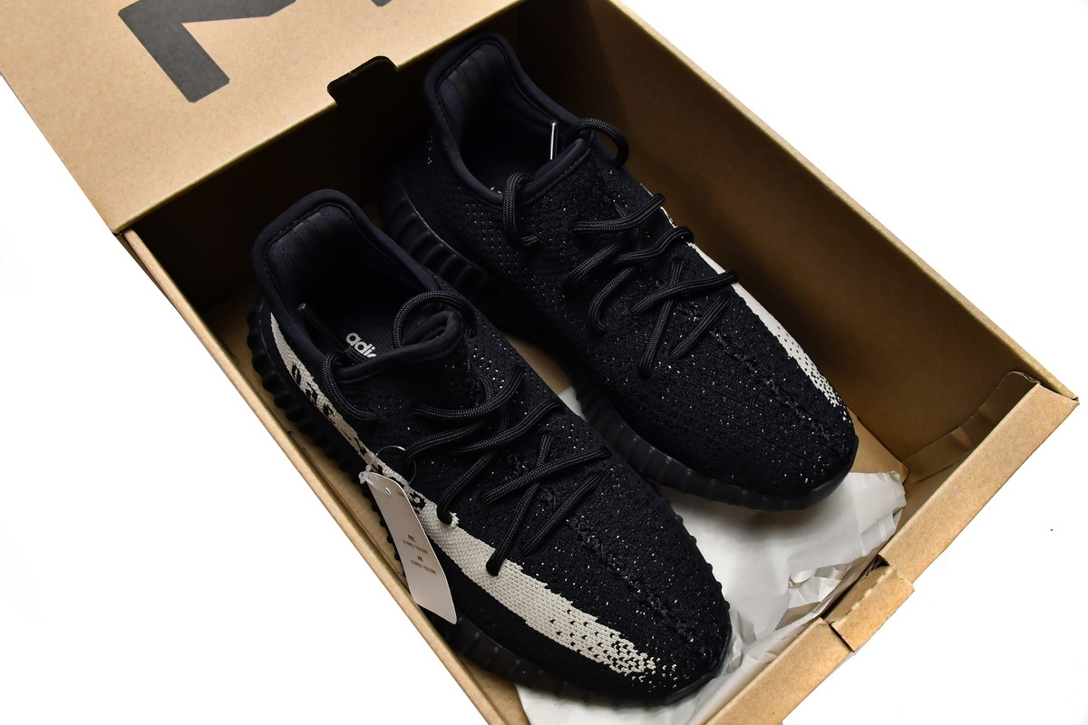 GET Yeezy Boost 350 V2 Black White, BY1604 
