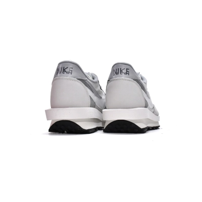  Perfectkicks LD Waffle sacai Summit White, BV0073-100 02