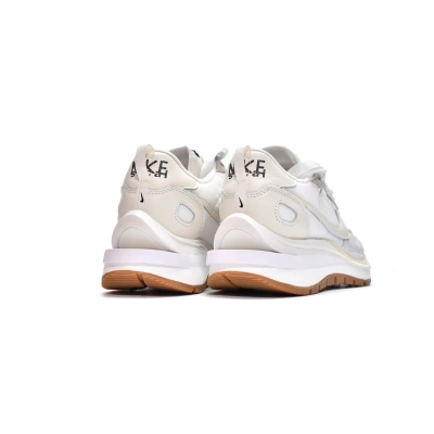  Perfectkicks Vaporwaffle sacai Sail Gum,DD1875-100  02