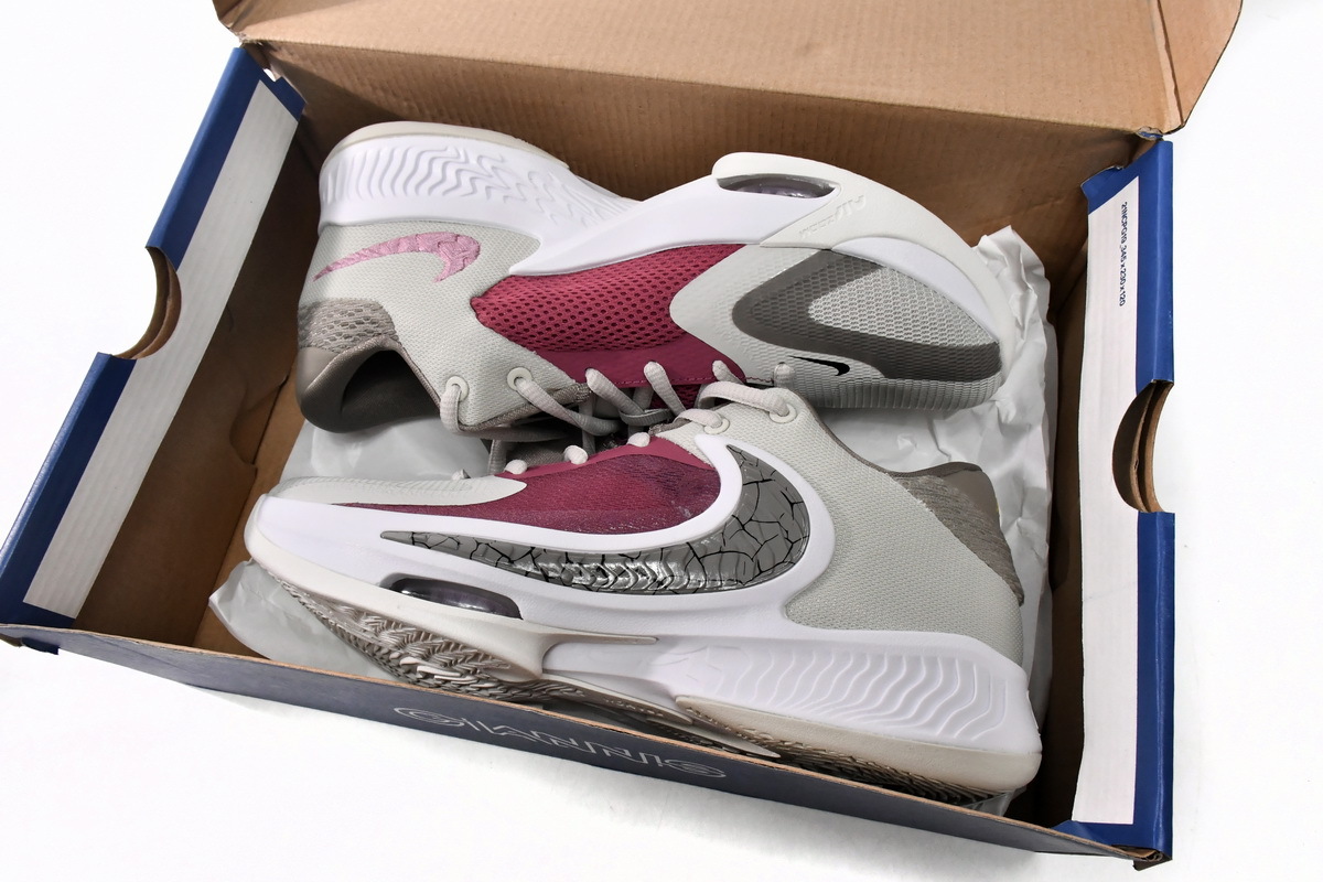  GET Zoom Freak 4 Pale Purple, DJ6149-002 