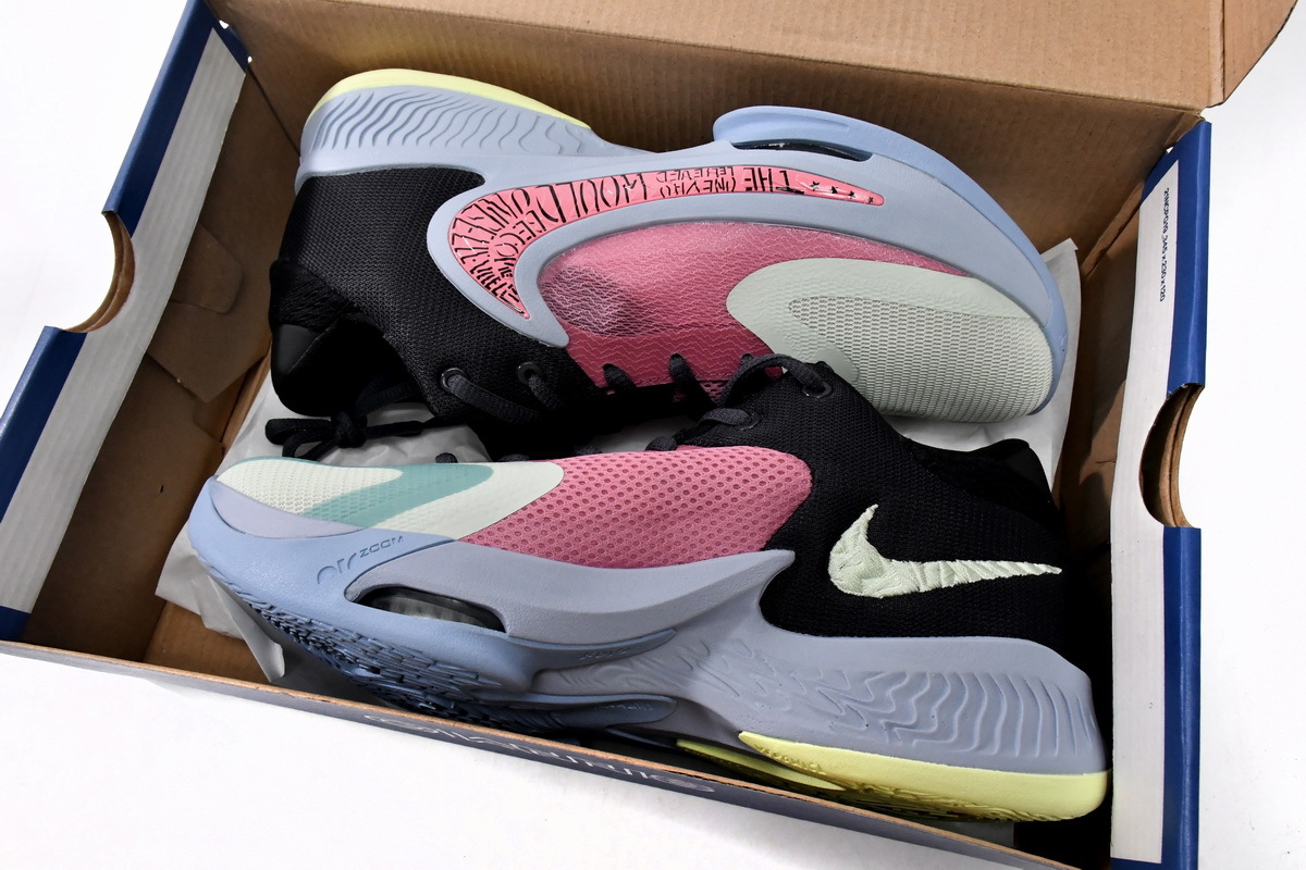  GET Zoom Freak 4 Grey Red, DJ6149-601