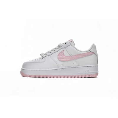  GET Air Force 1 Low Valentine's Day, DO9320-100 01