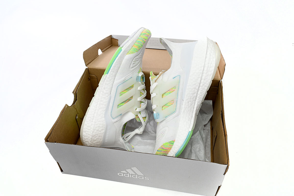  GET Ultra Boost 22 White Bliss Blue Solar Green,GX5913