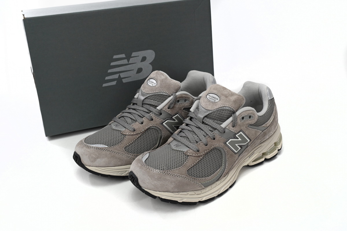  GET New Balance 2002R Primordial Ash,M2002RC