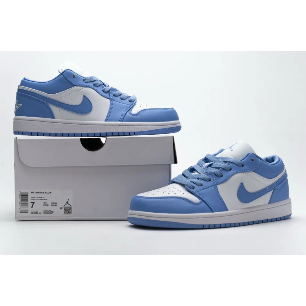 GET Jordan 1 Low UNC (Women's), AO9944-441