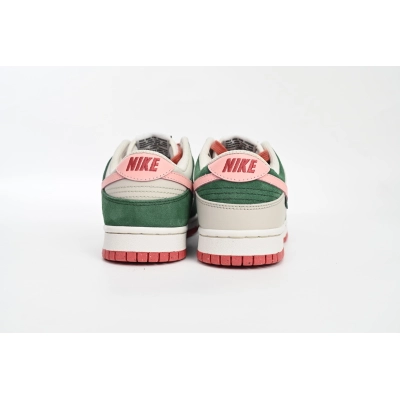  GET Dunk Low SE All Petals United Fir Green (Women's), FN8923-061 02