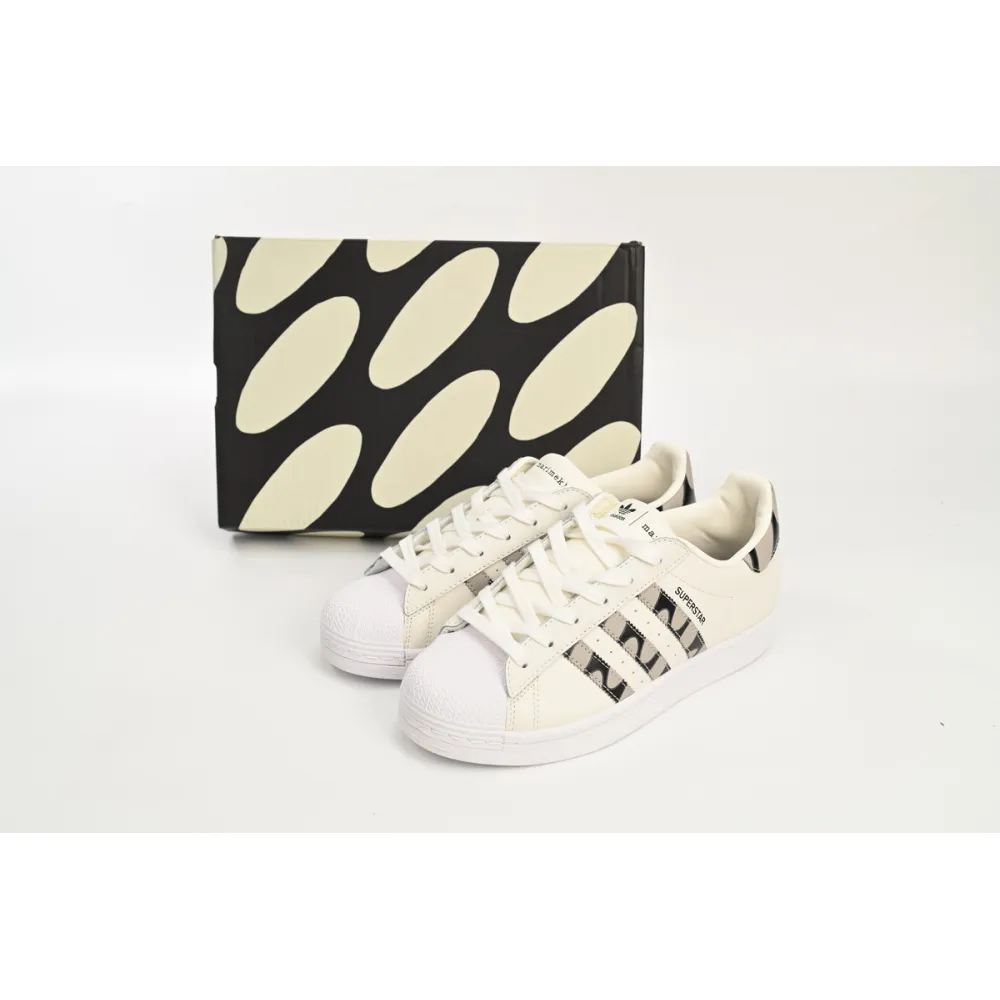 GET Superstar Shoes White Co Branded Black And White,HP9779
