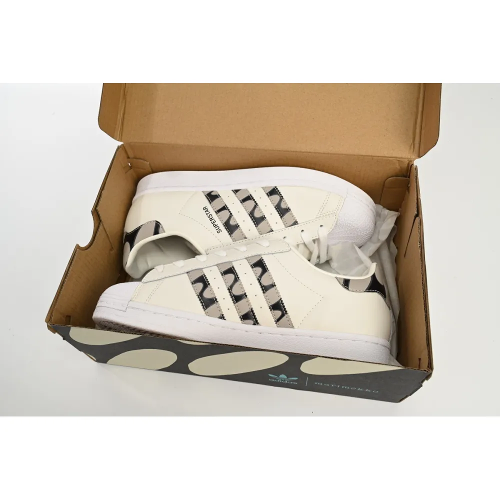 GET Superstar Shoes White Co Branded Black And White,HP9779