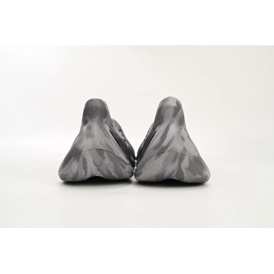  GET Yeezy Foam Runner Grey Camouflage,IE4931  02