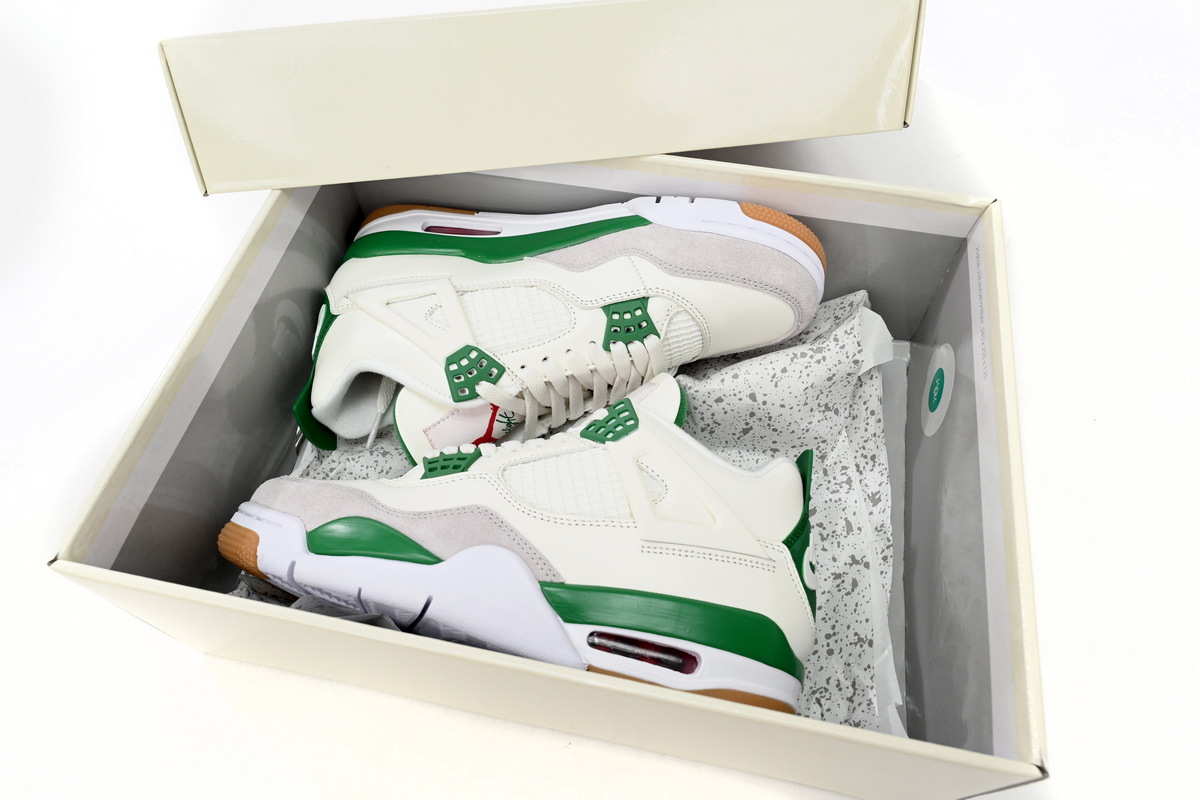  GET SB x Air Jordan 4 Pine Green Calaite, DR5415-103