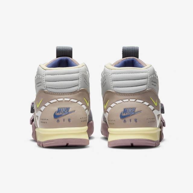  Perfectkicks Air Trainer 1 Coriander, DH7338-300