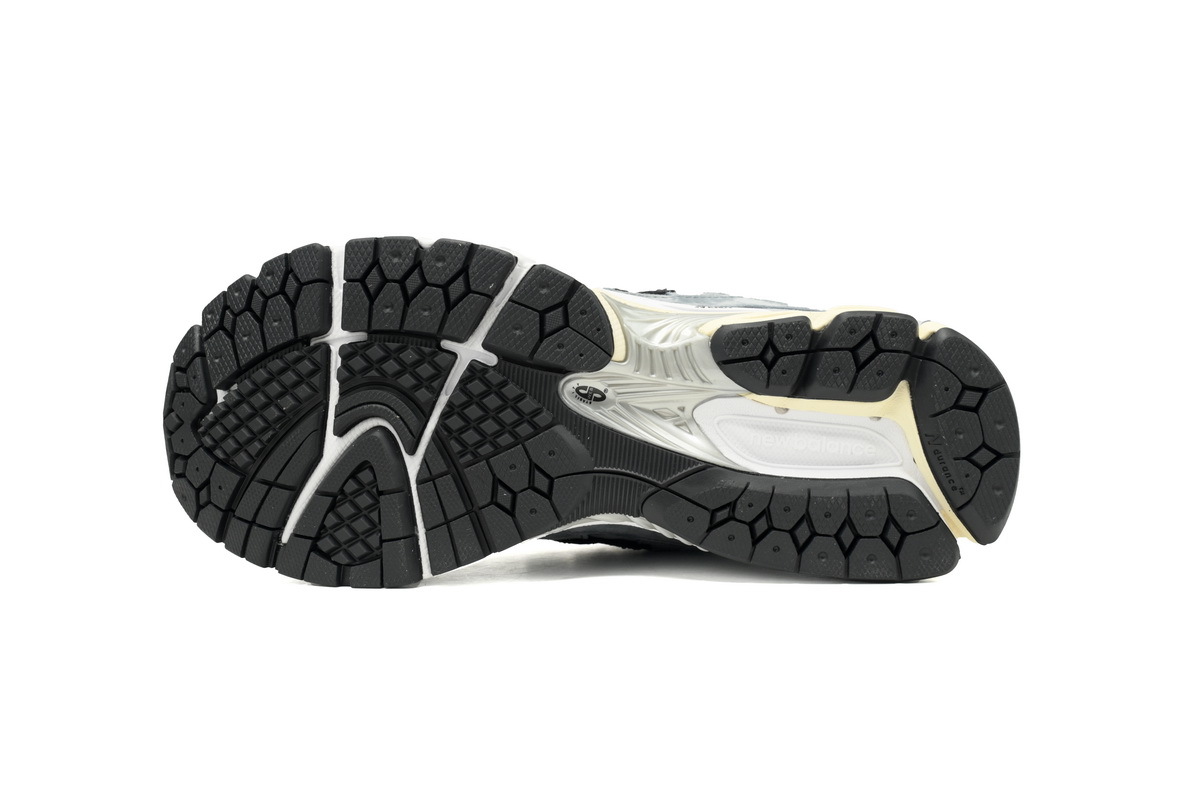  GET  New Balance 2002R JJJJound Storm Blue  M2002RU2