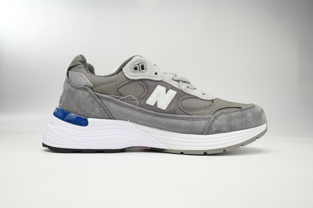  GET  New Balance 992 Grey Blue Red M992AG