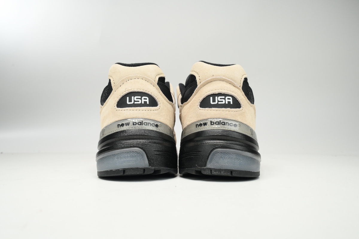  GET  New Balance 992 Beige Black M992NB